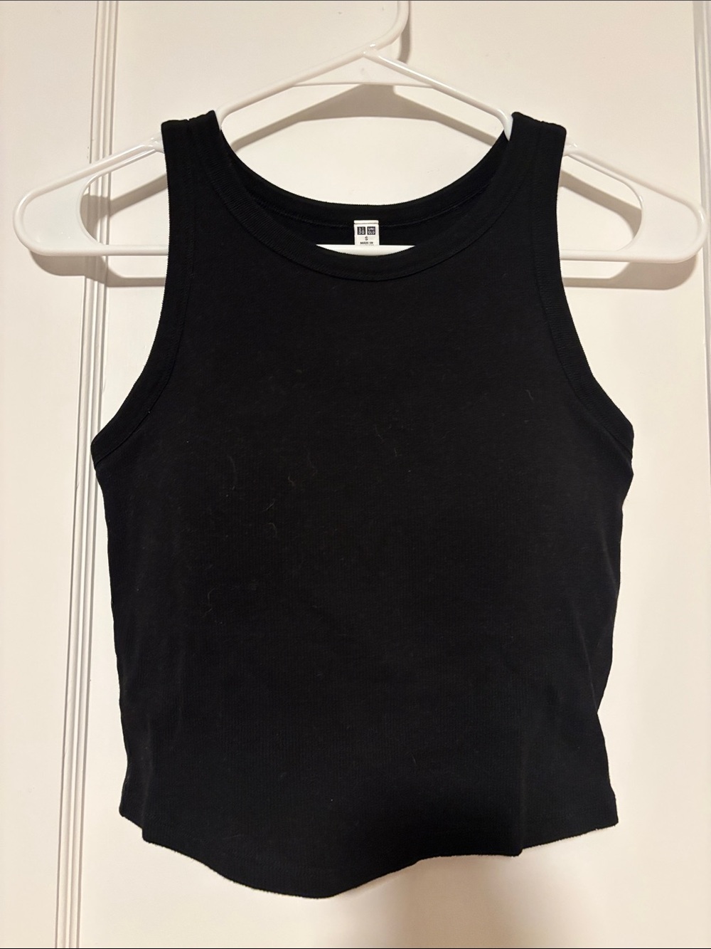Uniqlo Black Ribbed Crewneck Tank Top - Women's Sleeveless